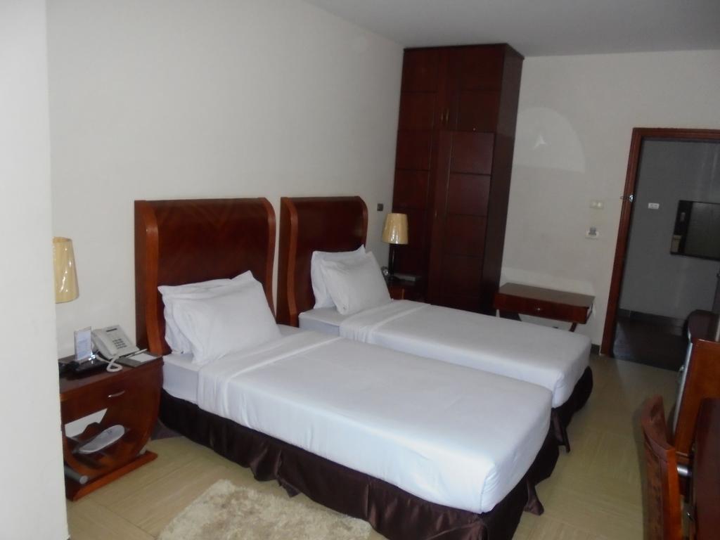 Aphrodite International Hotel Addis Abeba Zimmer foto